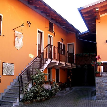 L'Antico Borgo Rooms Rental Caprie ภายนอก รูปภาพ