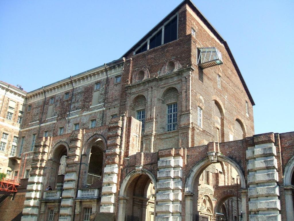 L'Antico Borgo Rooms Rental Caprie ภายนอก รูปภาพ